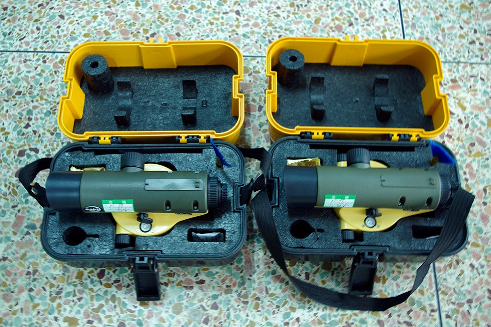 鋼結(jié)構(gòu)儀器